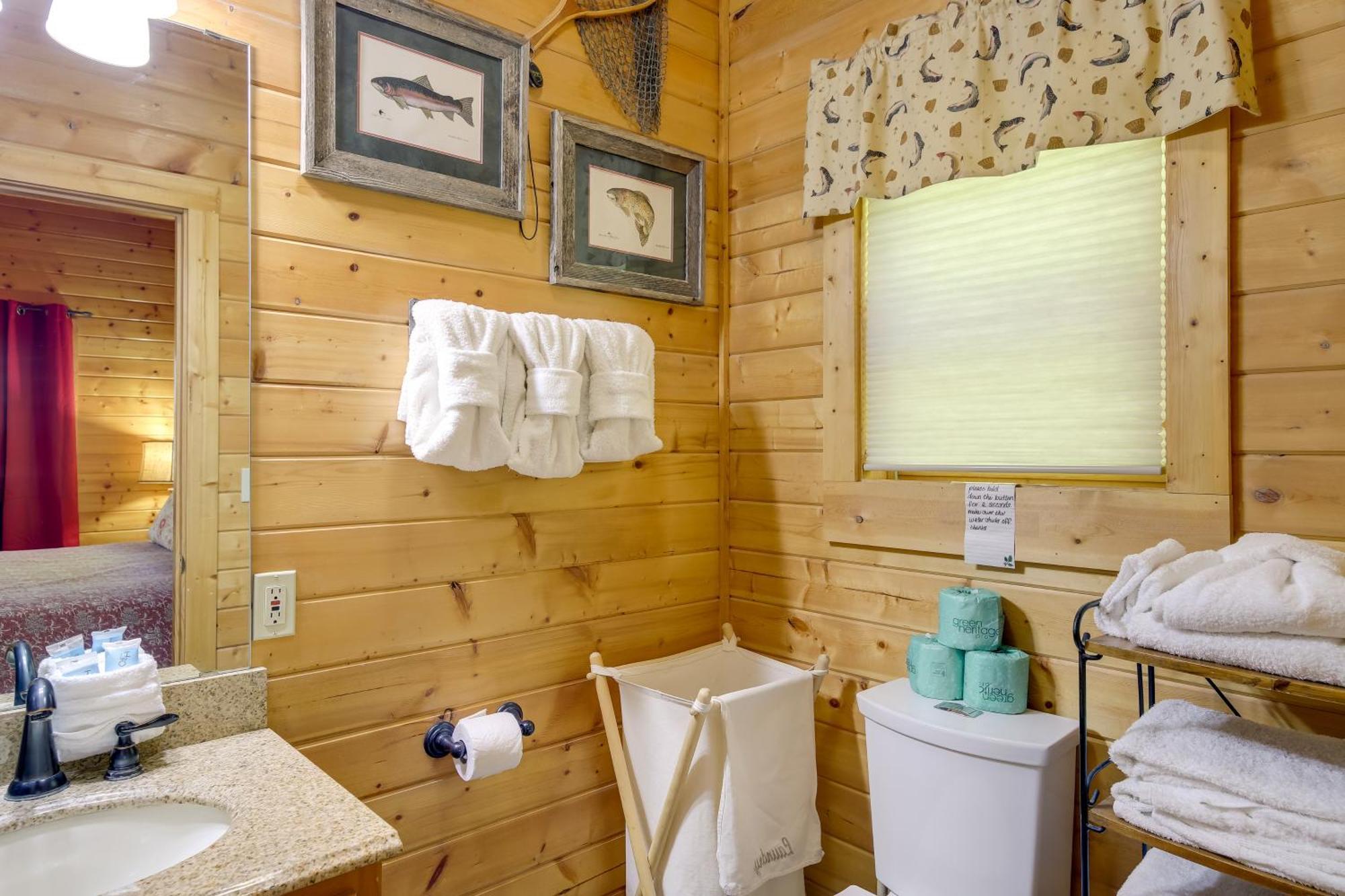 Secluded And Wooded Wears Valley Cabin With Fire Pit! Sevierville Exterior foto